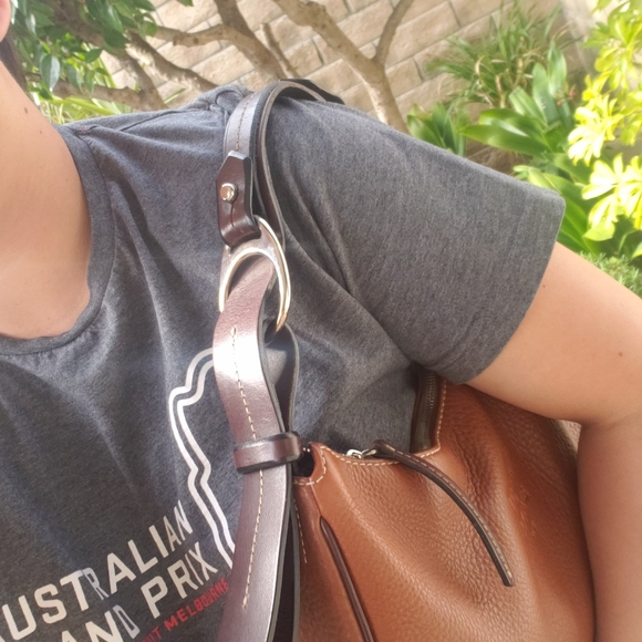 Dooney and Bourke Vintage Shoulder Bag - Picture 9 of 12